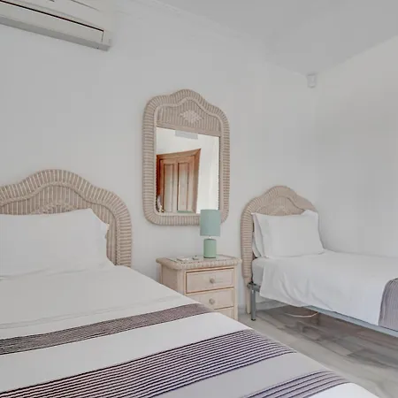 Serena Marbella-elviria *